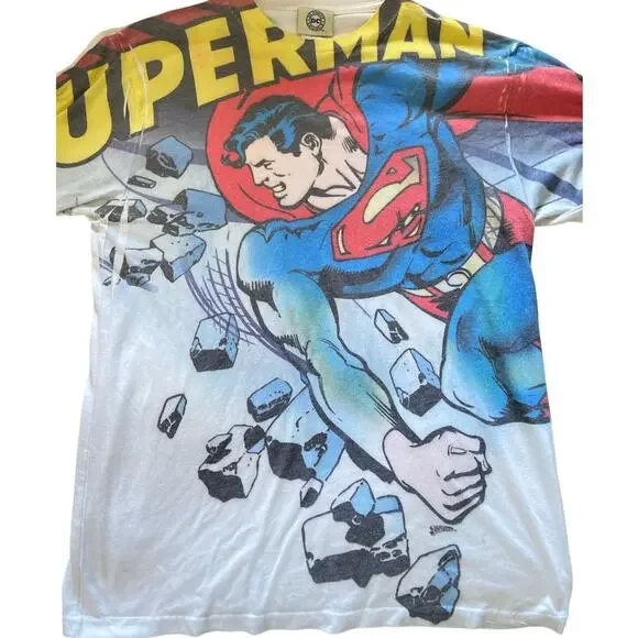DC Comics Originals Vintage Superman Graphic Print T Shirt Crew Neck Size Medium - Picture 2 of 4